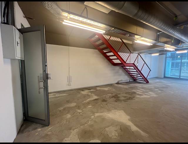 133M² OFFICE TO LET IN ROSEBANK